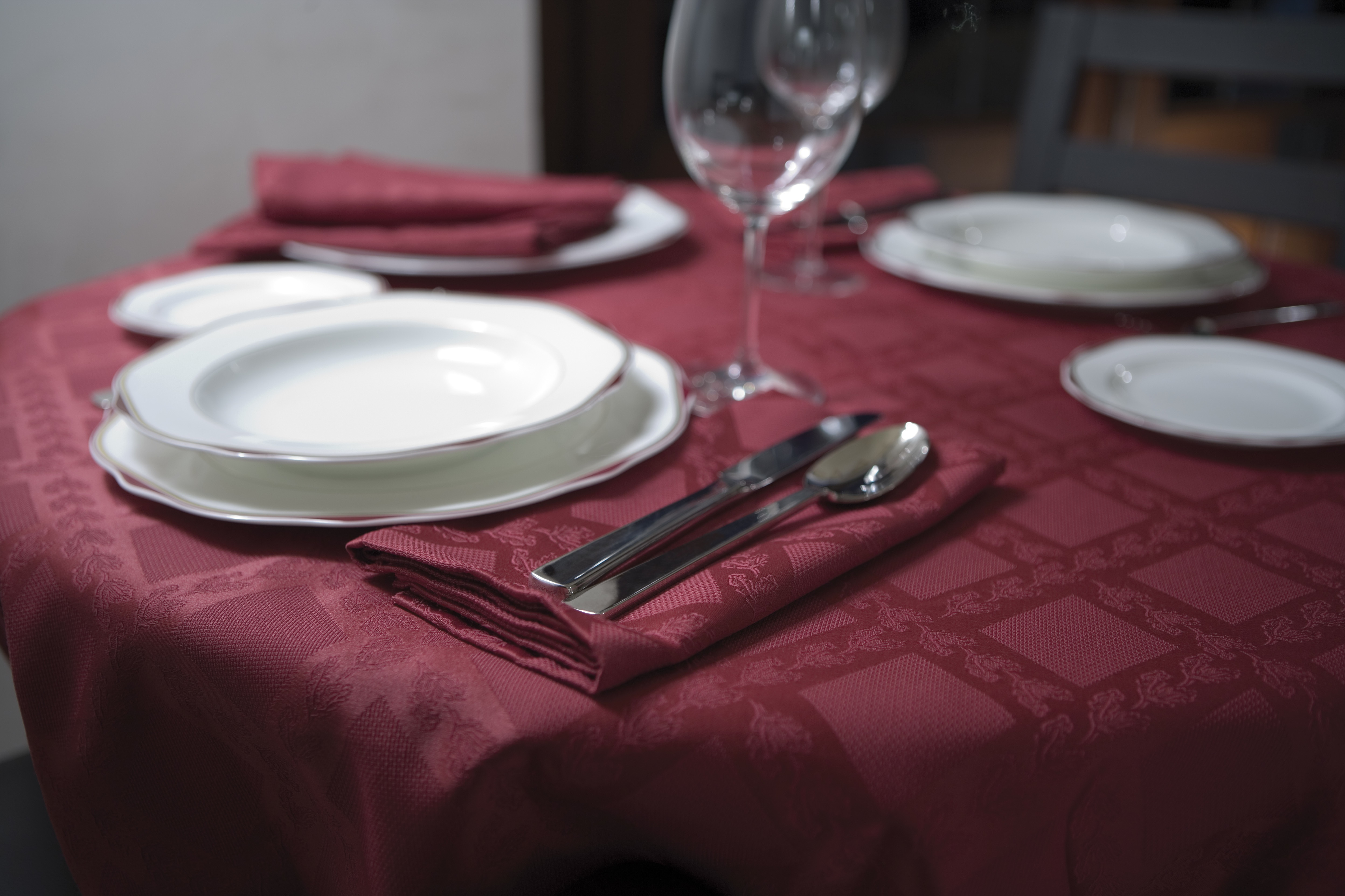 Namizni program - Pričarajte pozitivno vzdušje ob kosilu ali večerji.